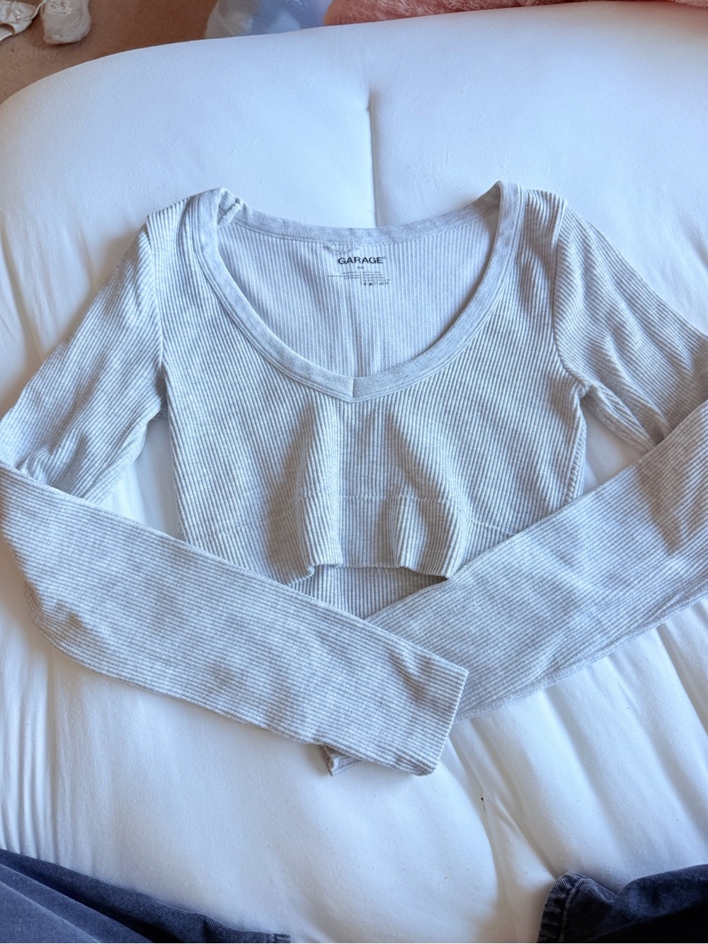Garage crop top long sleeve
